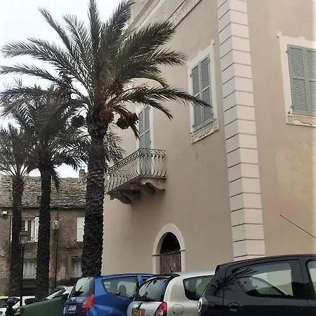 Maisonnette Dans Un Cadre Exceptionnel Entre Et Montagne * Brando