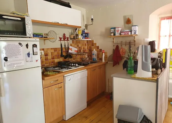 Maisonnette Dans Un Cadre Exceptionnel Entre Et Montagne *